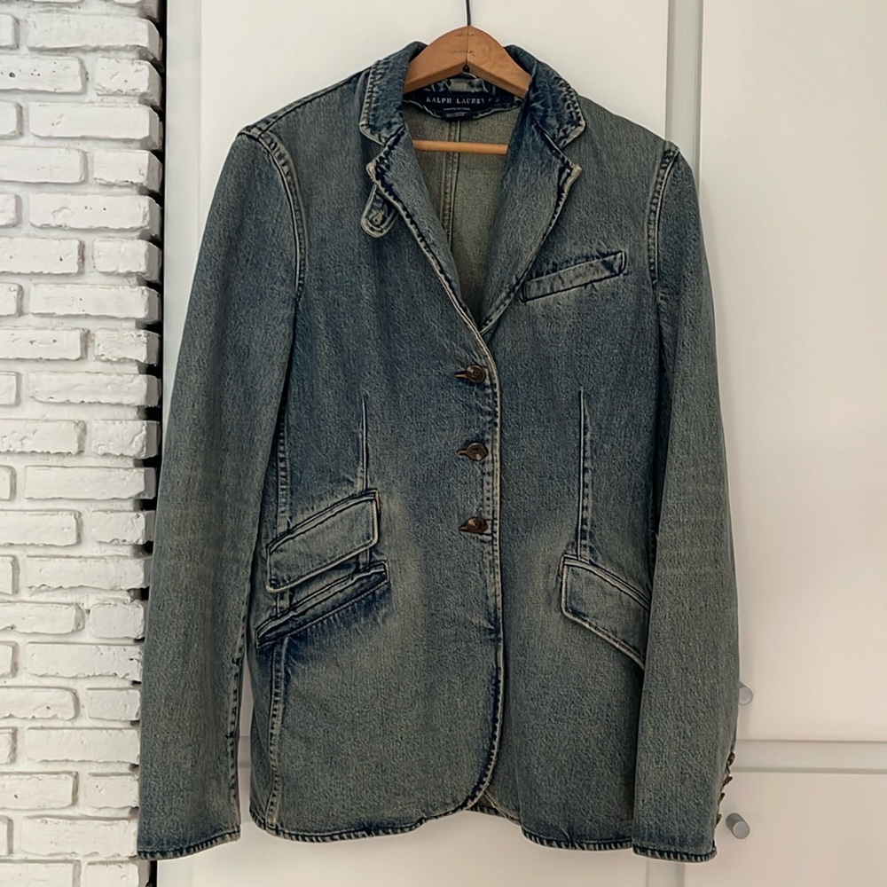 Ralph Lauren. Blue Label.  Denim blazer with horn buttons. Size 10.